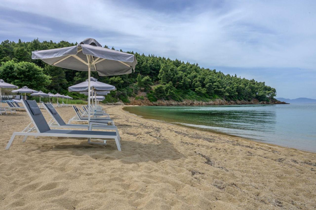 Komitsa Luxury Apartments Néa Róda Kültér fotó